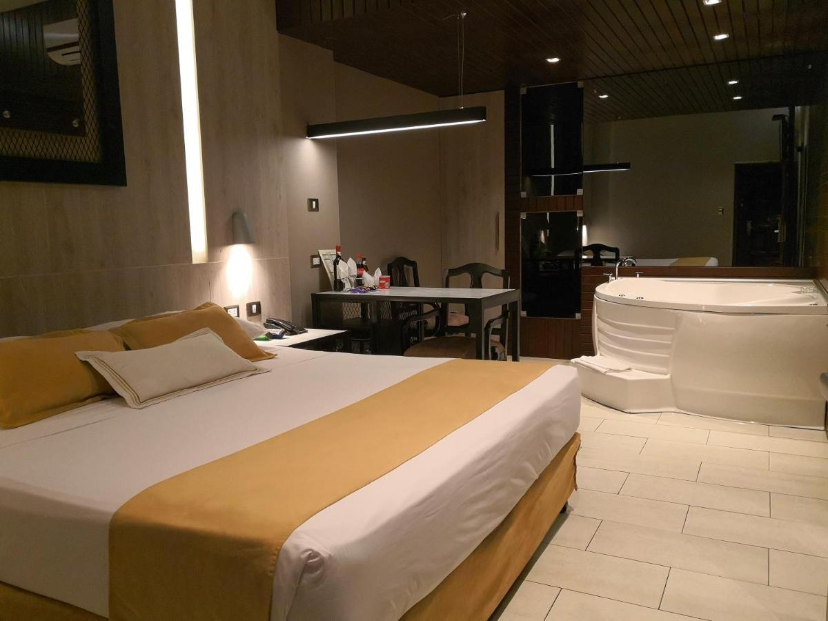 Hotel Las Lomas Лима Экстерьер фото
